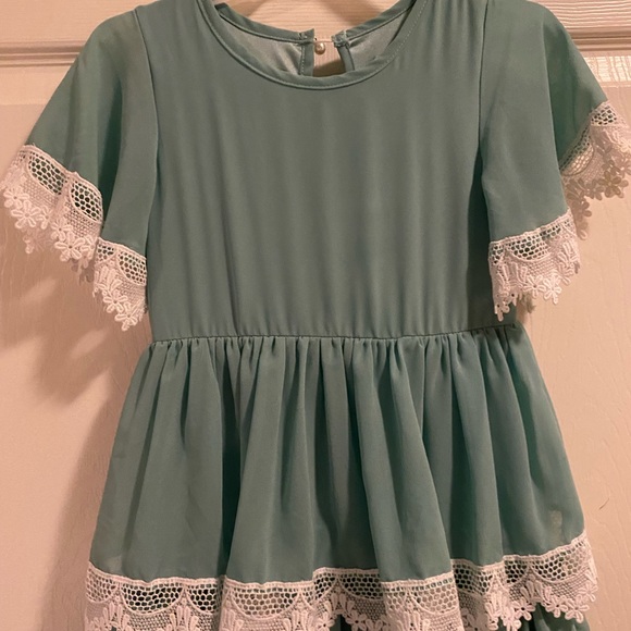 Beautiful Long Vintage Type Girls Dress Oopsie Daisy Size 4T - Picture 4 of 7